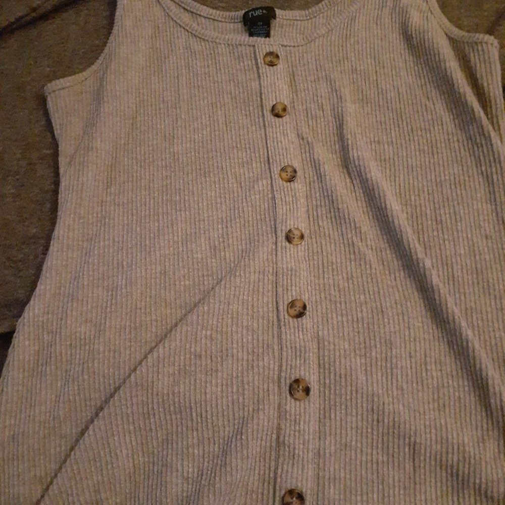 Grey faux button tank (plus)